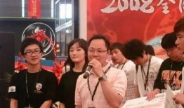 吃瓜吃到正主面前娱乐圈,吃瓜群众意外撞见明星正主，娱乐圈风云再起